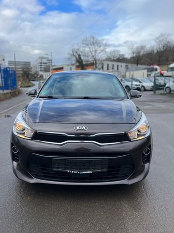 Kia Rio Dream Team