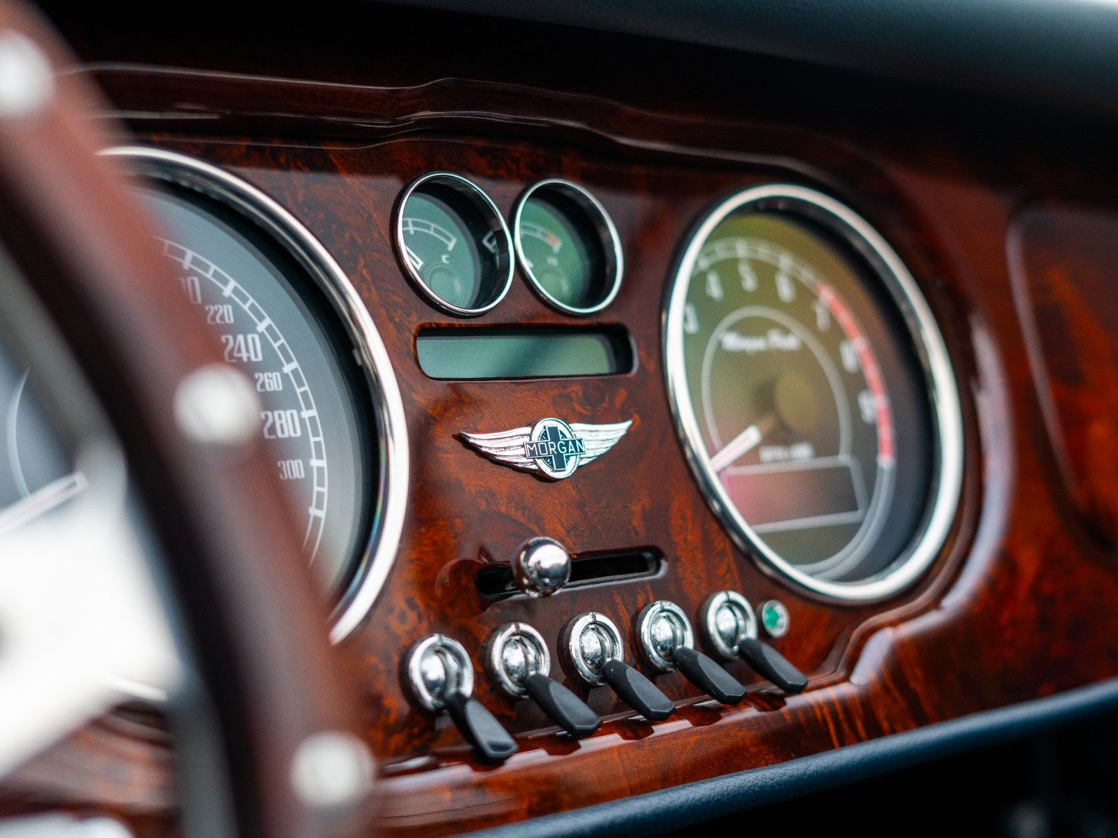 Fahrzeugabbildung Morgan Roadster 3,7 L V6 *1 Hand* + Sonderlack +