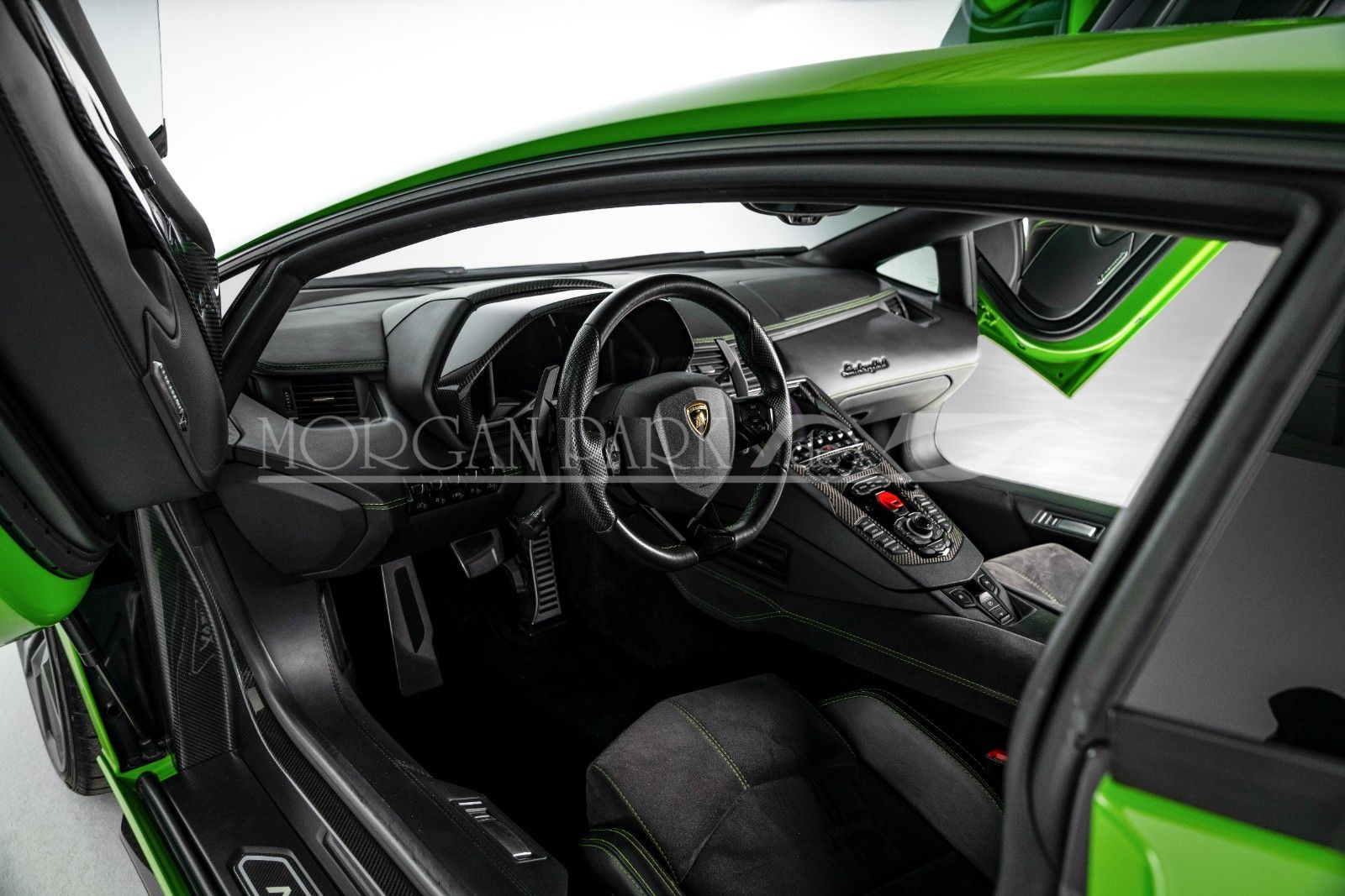 Fahrzeugabbildung Lamborghini Aventador S  + Lamborghini Garantie bis 07/26 +