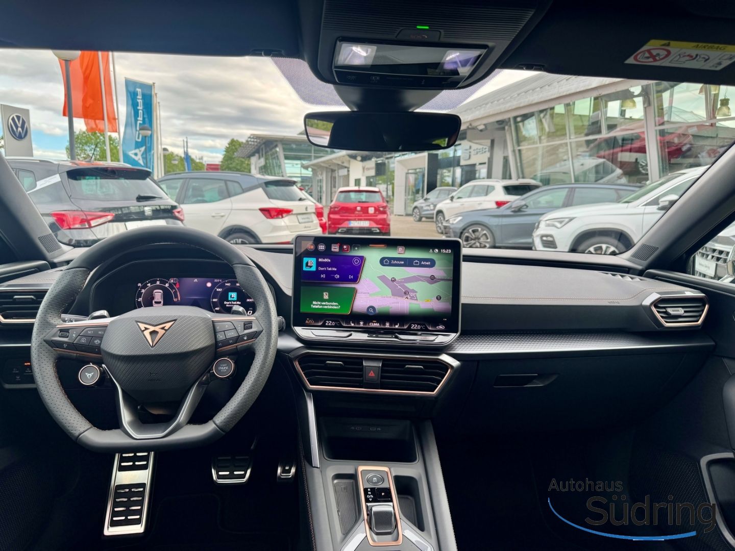 Leon Sportstourer 2,0TSI VZ 4DRIVE DSG AHK Navi