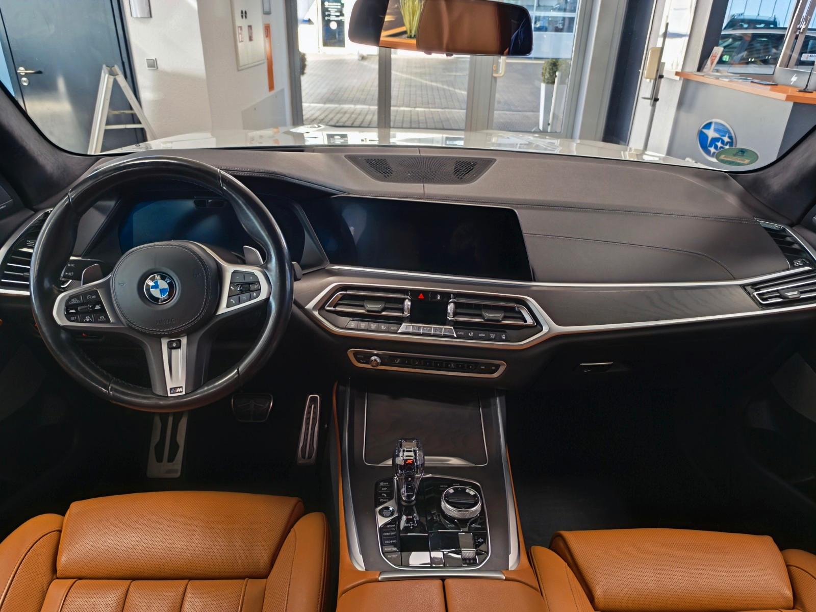 BMW X7 | 7-Sitzer | Vollausstattung | Leder braun