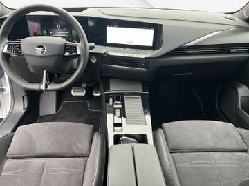 Fotografie 9 des Opel Astra L Lim GS Automatik Alcantara Schiebedach