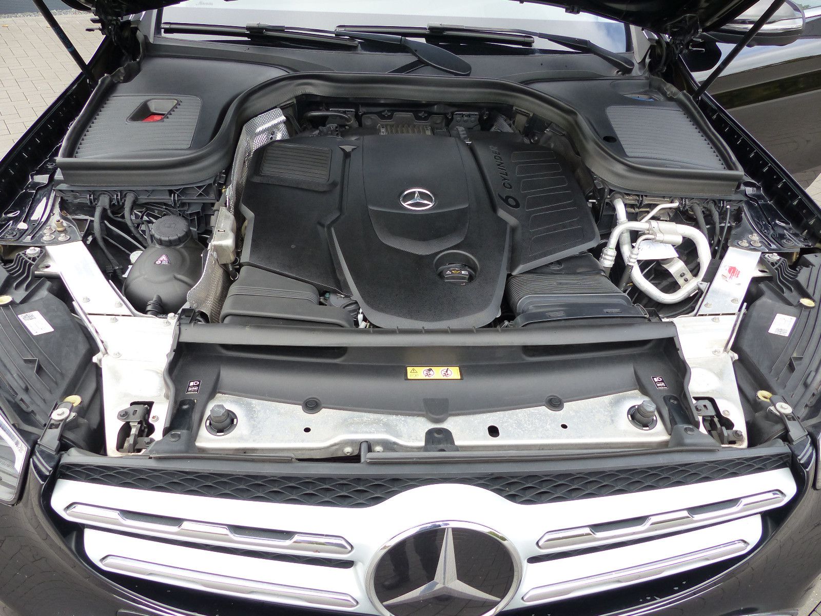 Fahrzeugabbildung Mercedes-Benz GLC 400 d 4Matic
