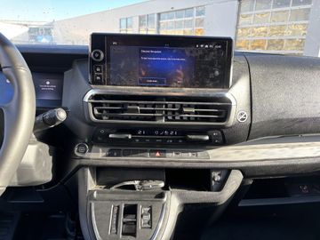 Fotografie des Opel Zafira 2.0 D XL AT Edition