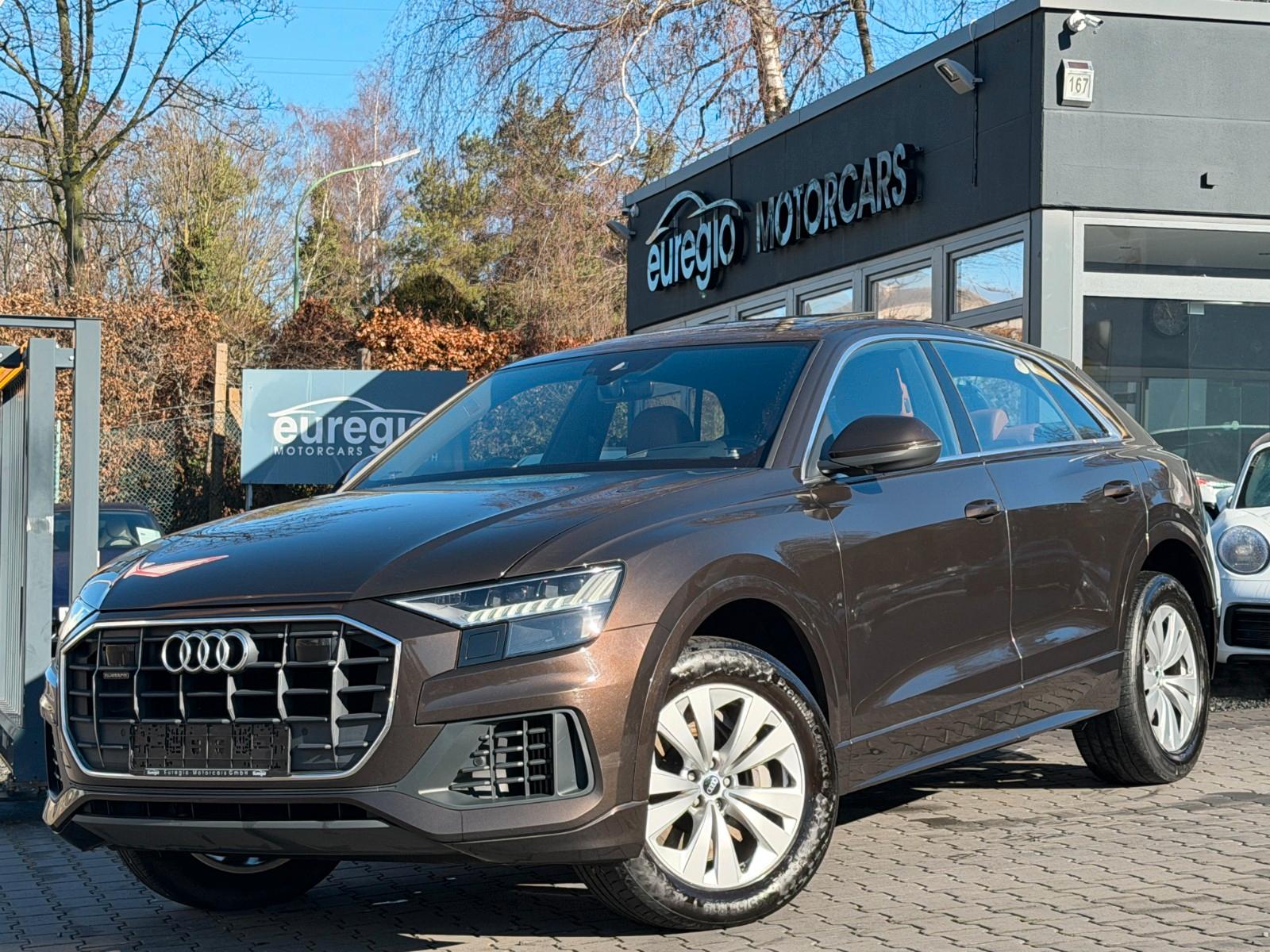 Audi Q8 55 TFSI e quattro 1 Hand -Head Up – Panorama/