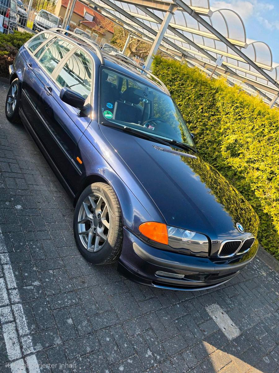 BMW 320