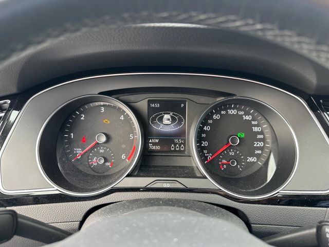 Passat Variant Business 2.0 TDI DSG LED Navi Sit
