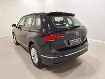 Volkswagen Tiguan - 4