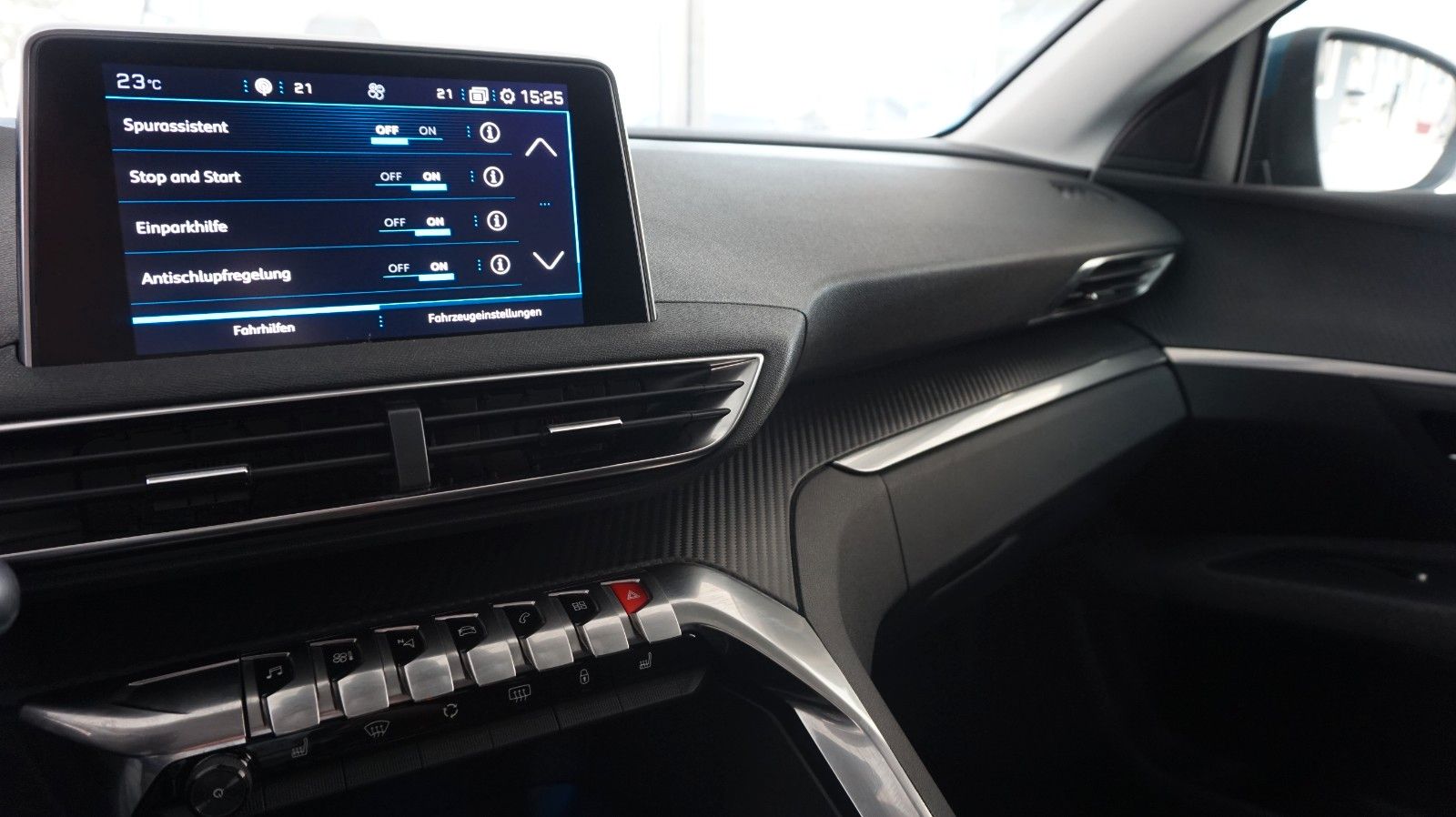 Fahrzeugabbildung Peugeot 5008 Active Business 7 Sitzer Scheckheftgepflegt