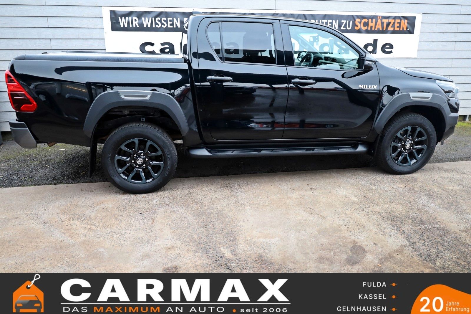 Fahrzeugabbildung Toyota Hilux Double Cab Invincible,ACC, Navi,Rollo, AHK