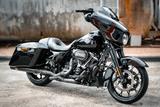 Harley-Davidson FLHXS Street Glide Special - J&H - Öhlins - Top! - Harley-Davidson Motorräder in Bonn