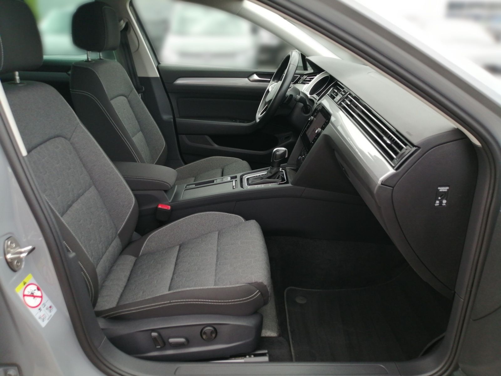 Volkswagen Passat Variant - Bild 14