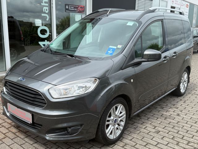 Ford Tourneo Courier Titanium erst 62000km 101 PS
