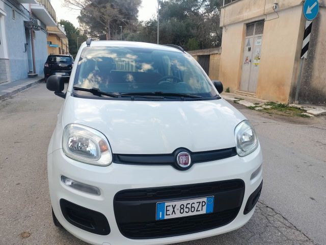 Fiat Panda 1.2 EasyPower Lounge GPL casa madre