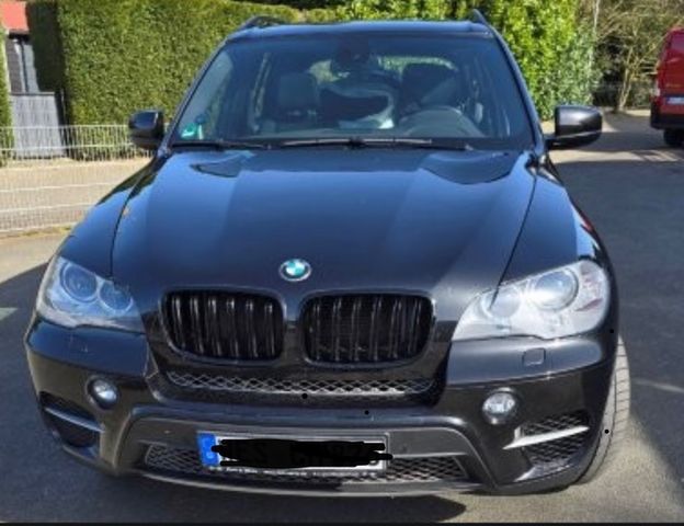 BMW X5 Sportpaket Leder NavP Xenon Pano Hifi Memo 20