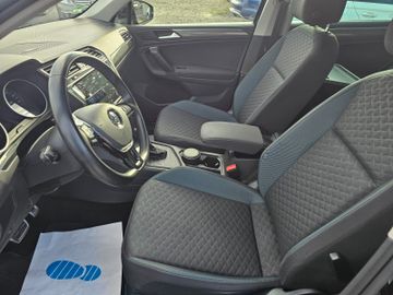 Volkswagen Tiguan - 9