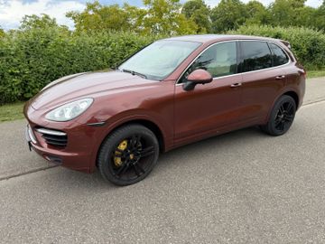 Porsche Cayenne - 3