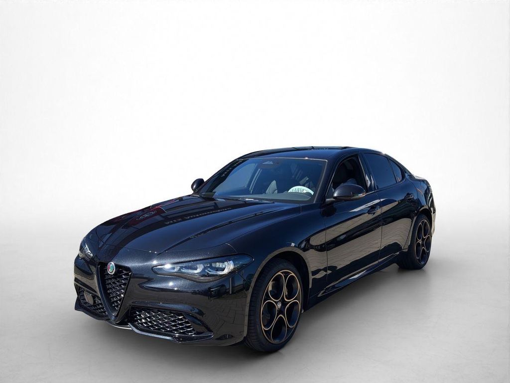 Alfa Romeo Giulia INTENSA 2.0Turbo 280PS Q4 *Pano*SOFORT*