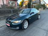 BMW 330d Coupe xDrive *LEDER - NAVI - XENON* - BMW 330: Coupé, 330d Xdrive