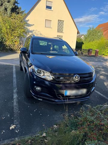 Volkswagen Tiguan r-line sport und style 2.0TDI xenon