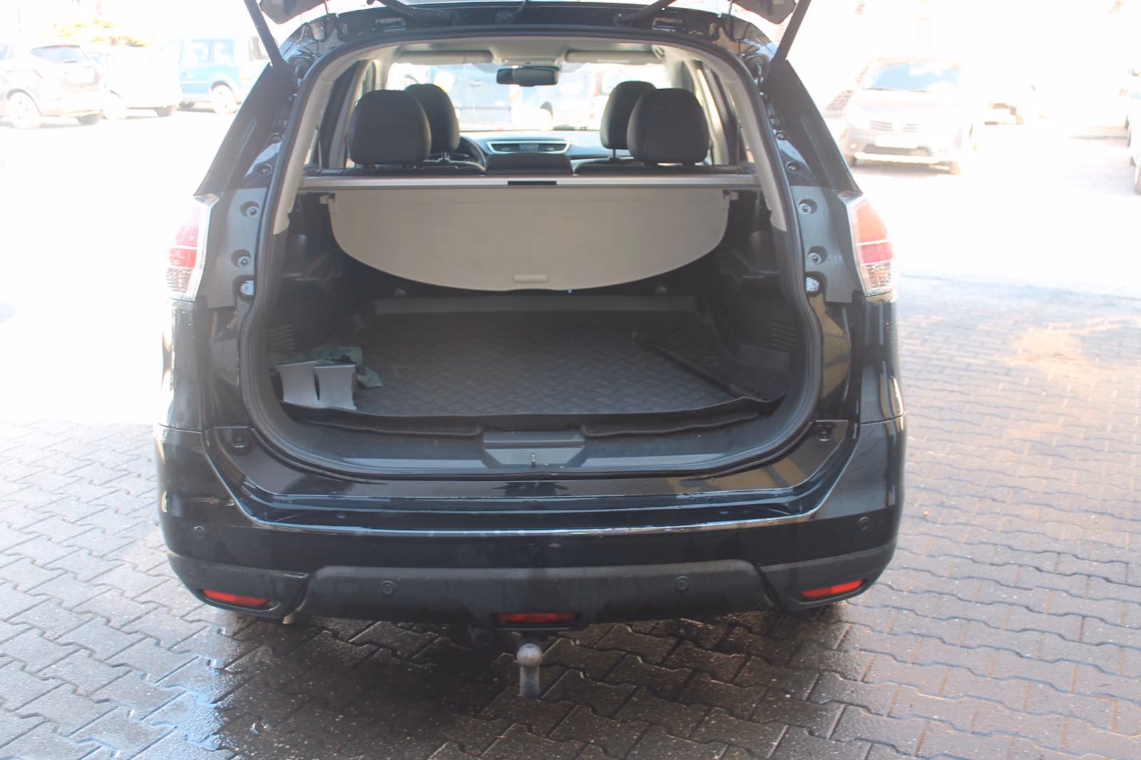 Nissan X-Trail 1.6 dCi Aut.*P-Dach*LED*AHK*Navi*360°