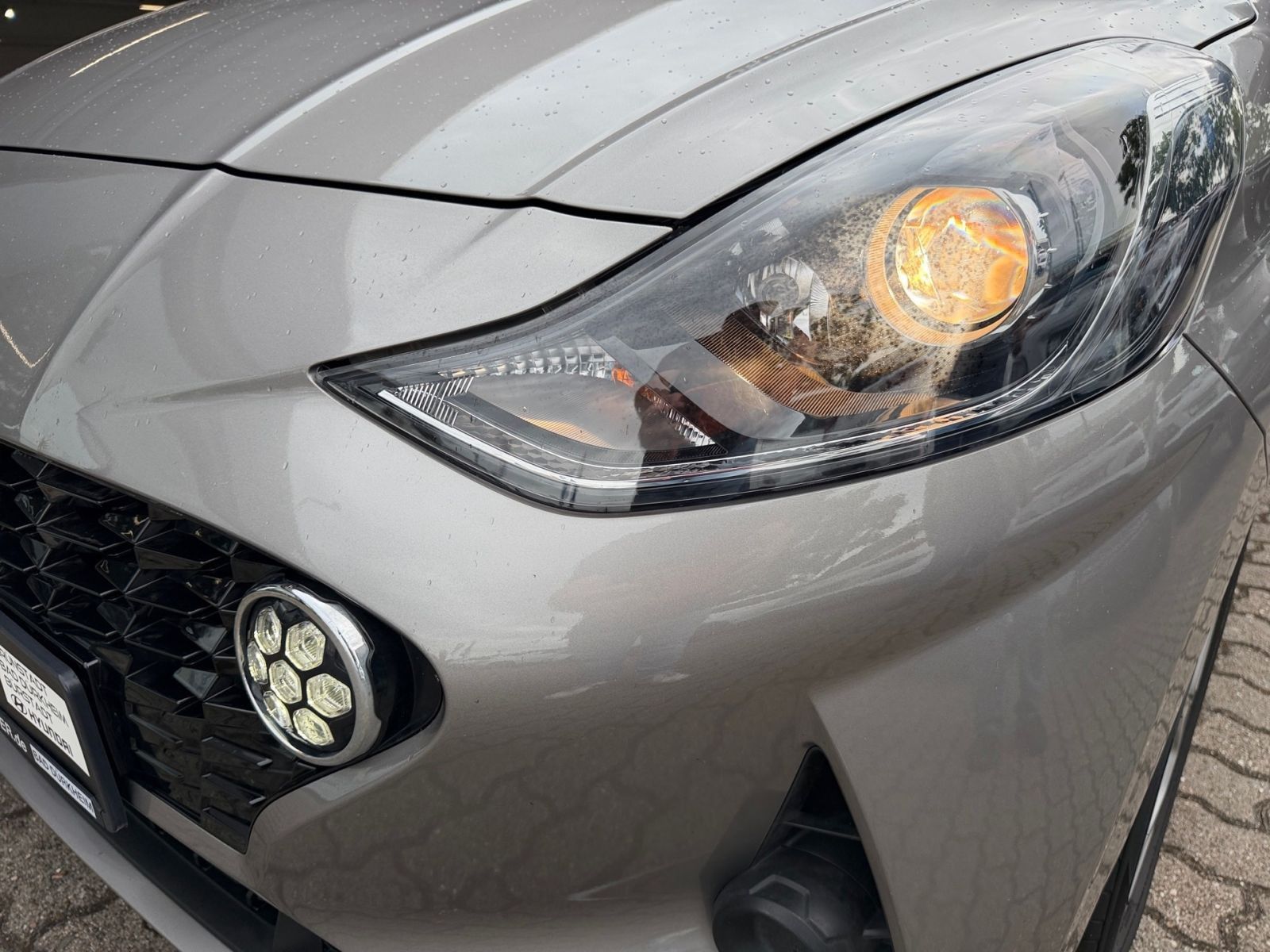 Fahrzeugabbildung Hyundai i10 1.0 Edition 30 Sitzheizung 1Hd