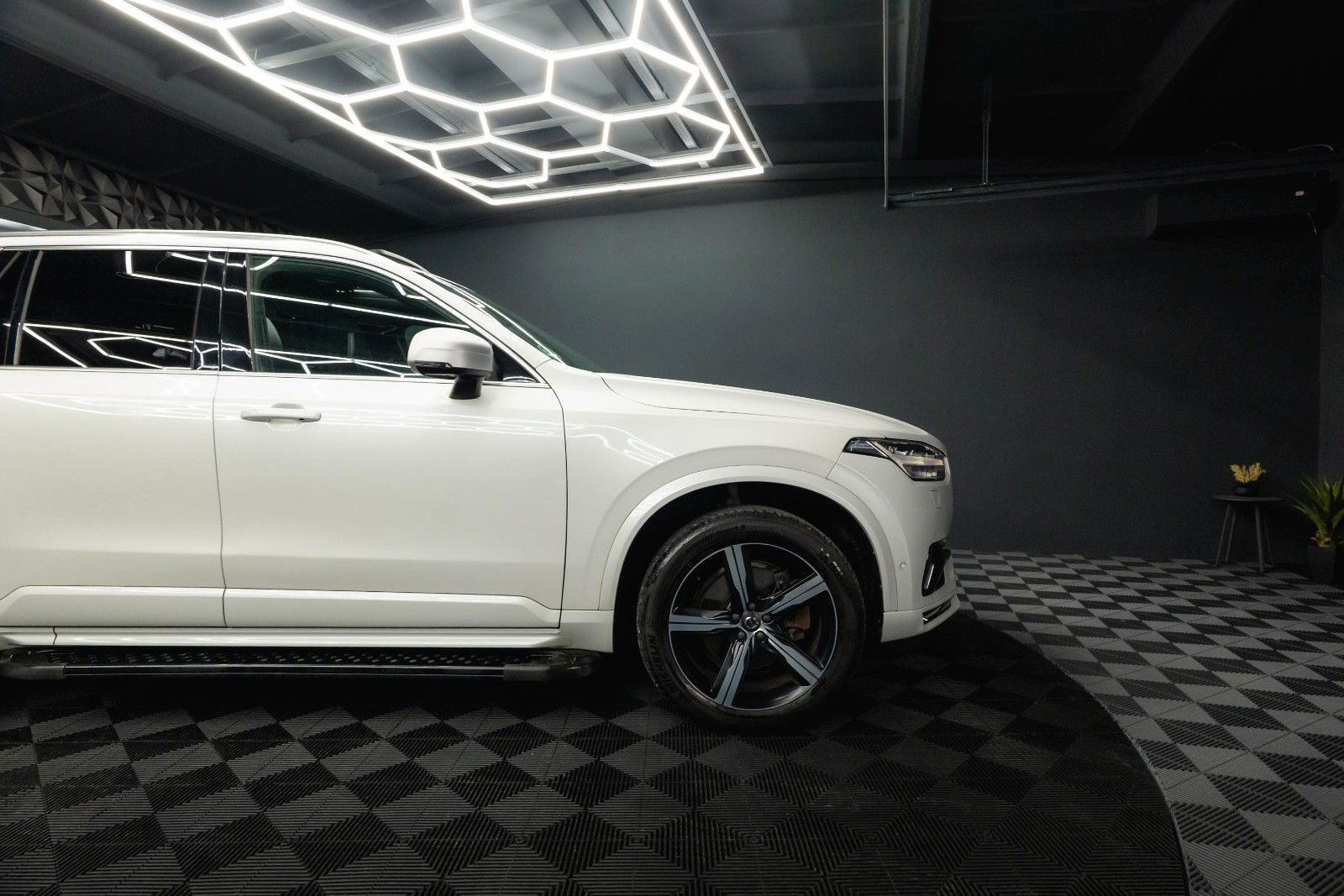 Fahrzeugabbildung Volvo XC90 R Design AWD Night-Paket | ACC | PANO | LED