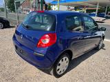 Renault Clio*TÜV NEU*2 HAND*KLIMA*SEHR SAUBER*TOP* - Renault Clio: Clio2