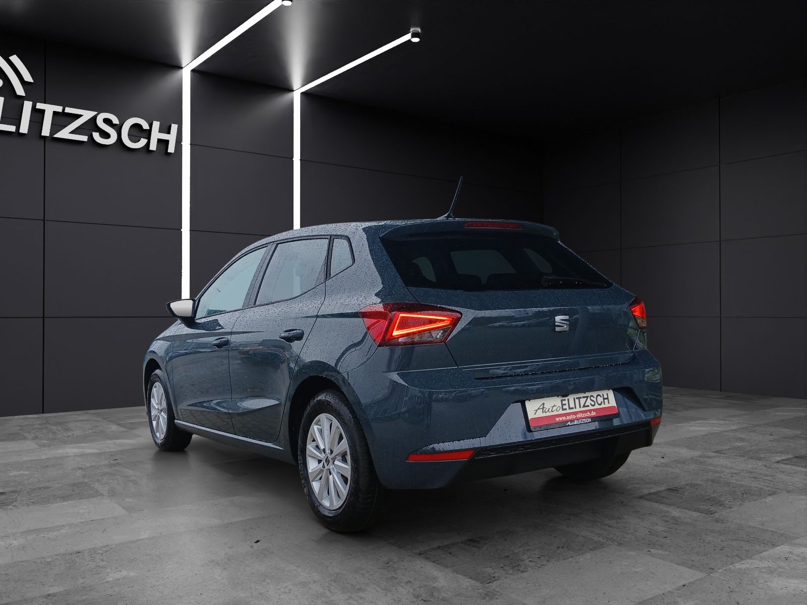 Fahrzeugabbildung SEAT Ibiza TSI Road-Edition LED Navi VC ACC  RFK SH L