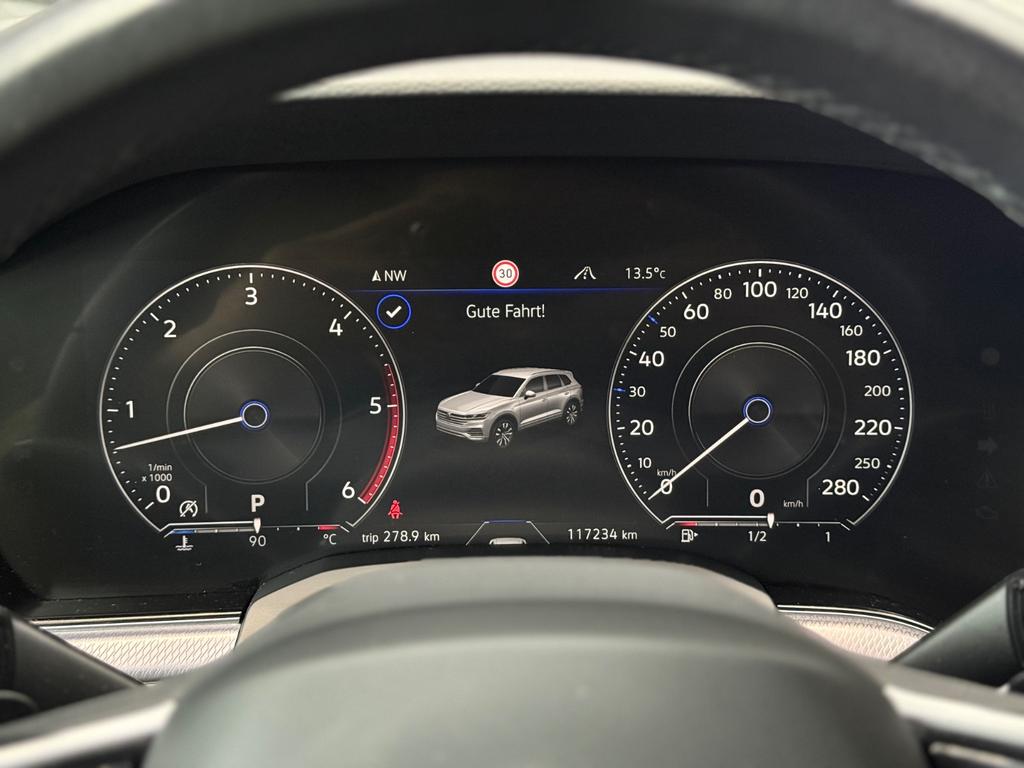 Volkswagen Touareg R Line V6 TDI 4M, Foto 26 von 50