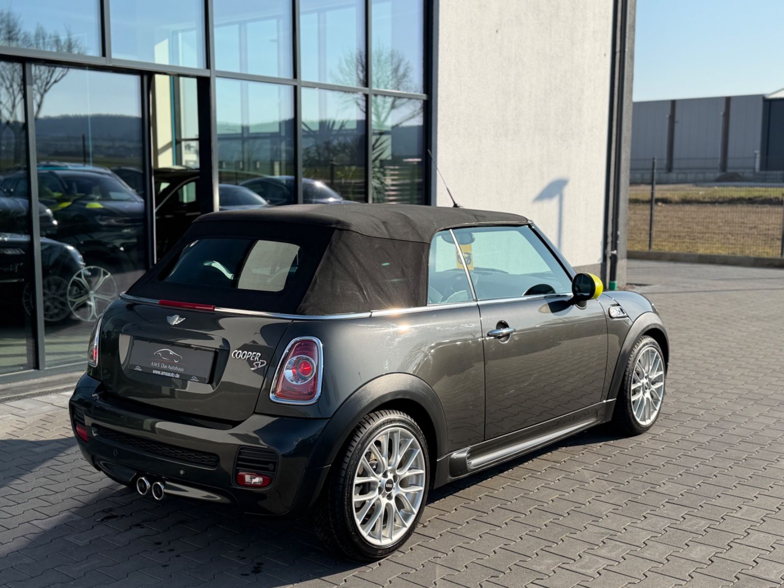 Cooper 2.0 SD Aut. Cabrio JCW Paket 1.Hand Navi