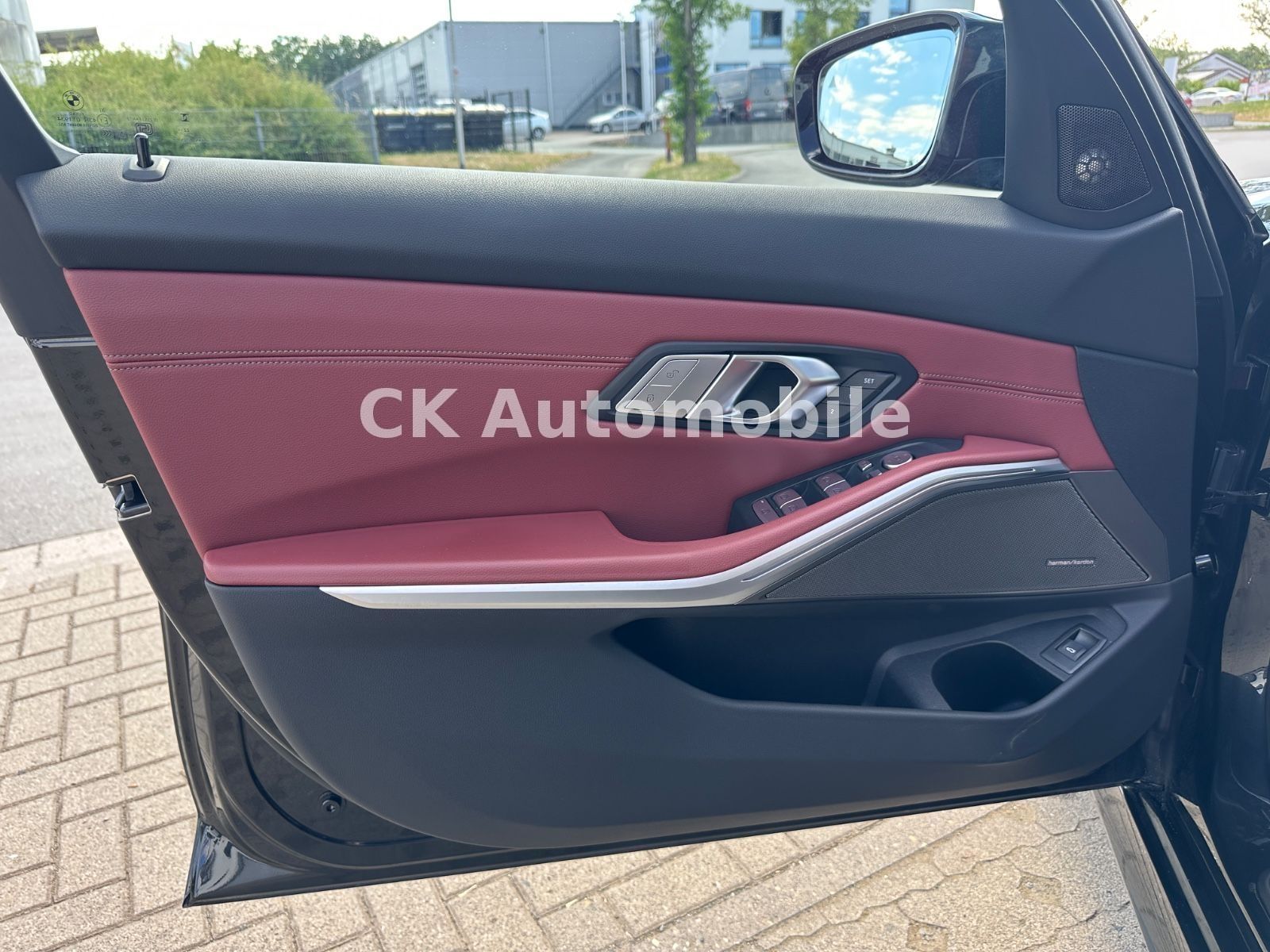 Fahrzeugabbildung BMW M340d xDrive Touring/Navi/Head-Up/Pano/360°/LED