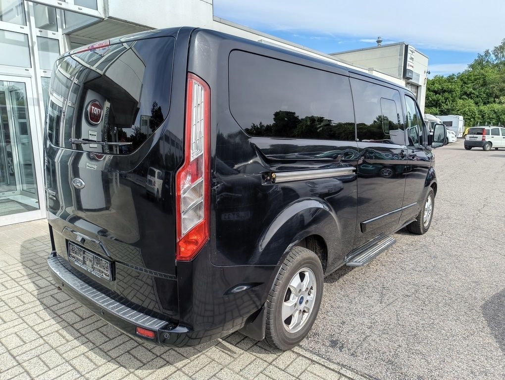 Fahrzeugabbildung Ford Tourneo Custom Titanium 2.0 TDCi 310 (170 PS) L2