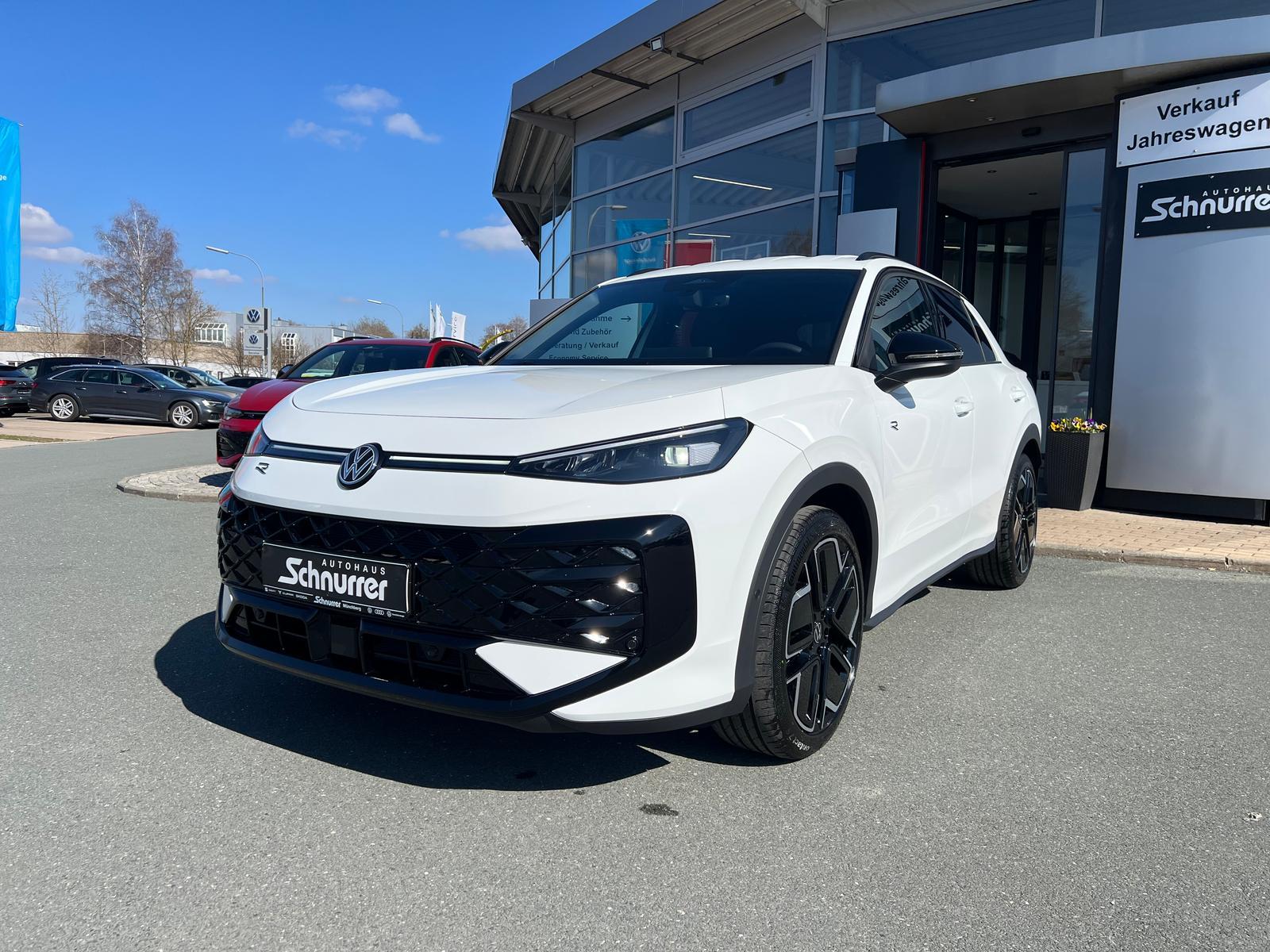 Volkswagen T-Roc 1.5 eTSI DSG R-Line + Black Style + AHK