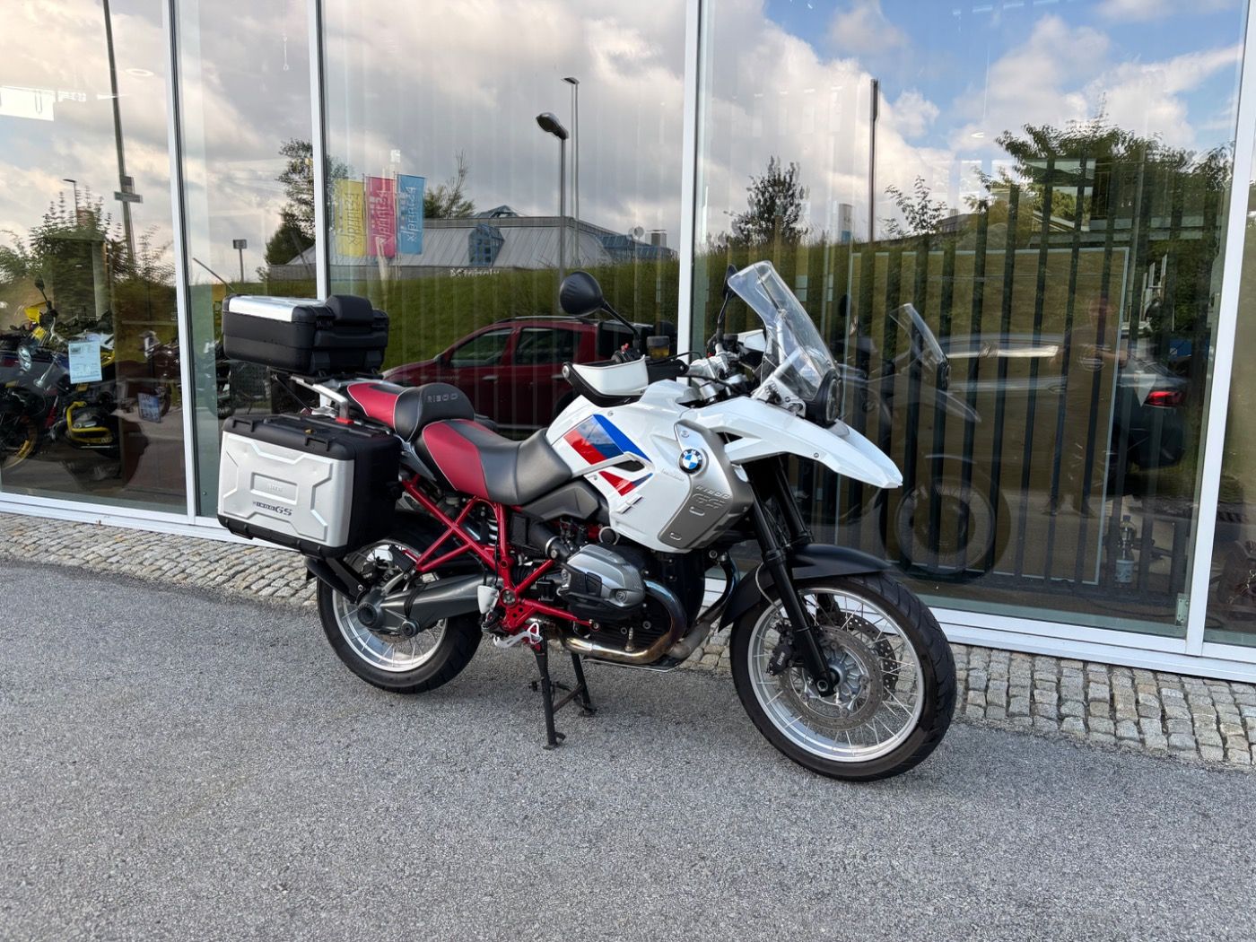 Fahrzeugabbildung BMW R 1200 GS Sondermodell Rallye aus 1. Hand