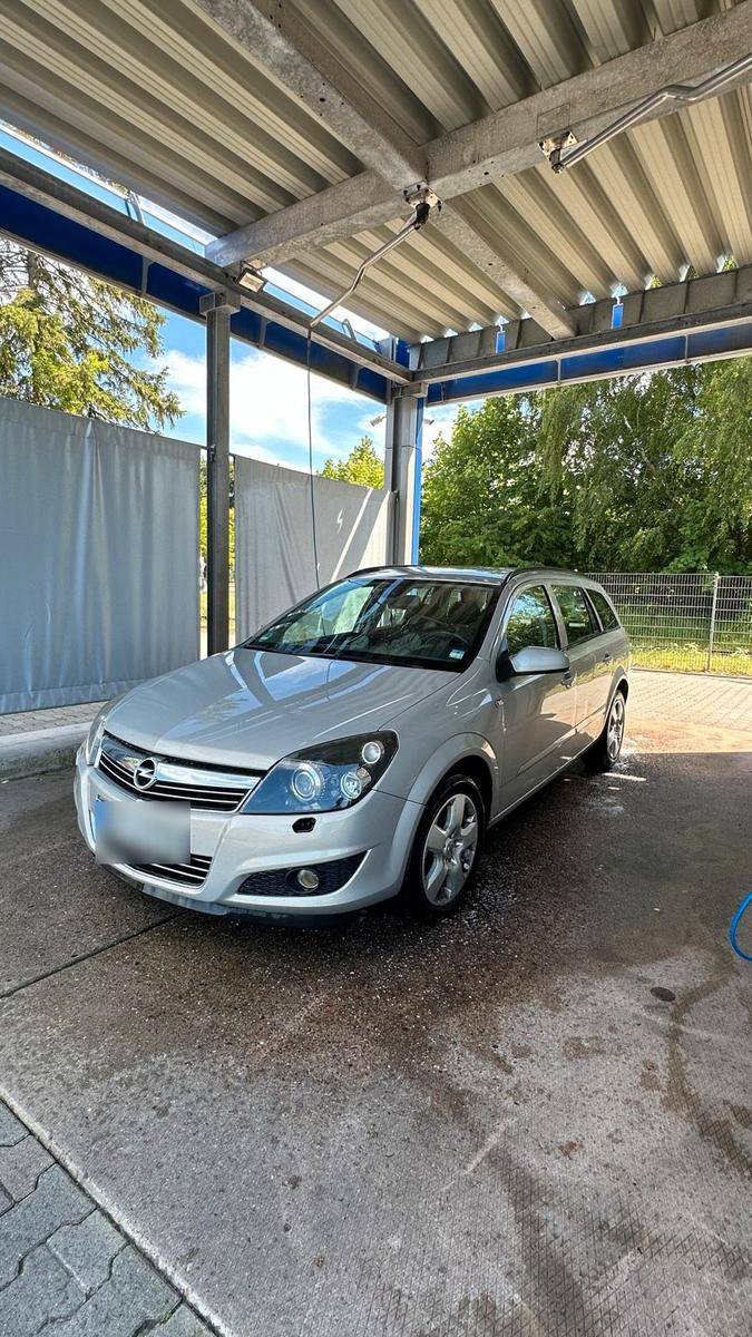 Opel Astra 2009 — двигун 125 HP (92kW)