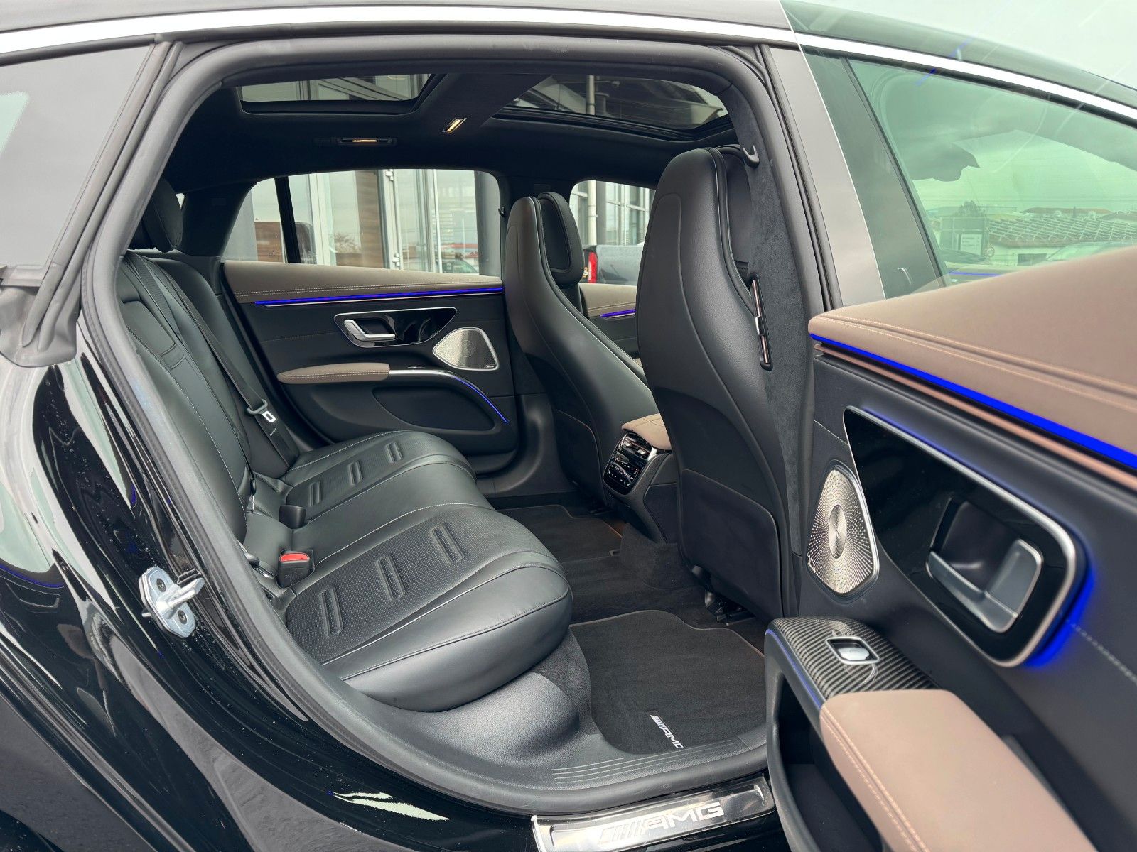 Fahrzeugabbildung Mercedes-Benz EQS 53 AMG 4M+Hyperscreen+Massage+Pano+AirM+HUD