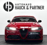 Alfa Romeo Giulia Quadrifoglio*ACC*D.N.A*LKA*HK*Carbon*1.H* - Alfa Romeo Giulia aus 2022