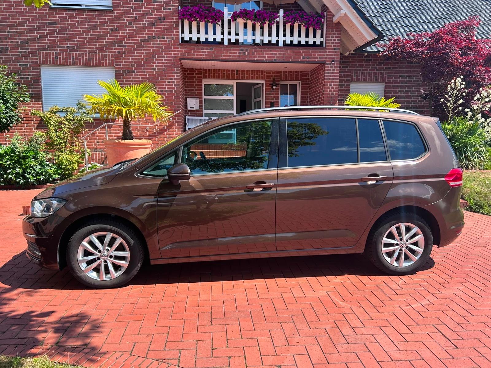 Volkswagen Touran Comfortline BMT/Start-Stopp Navi 7Sitze