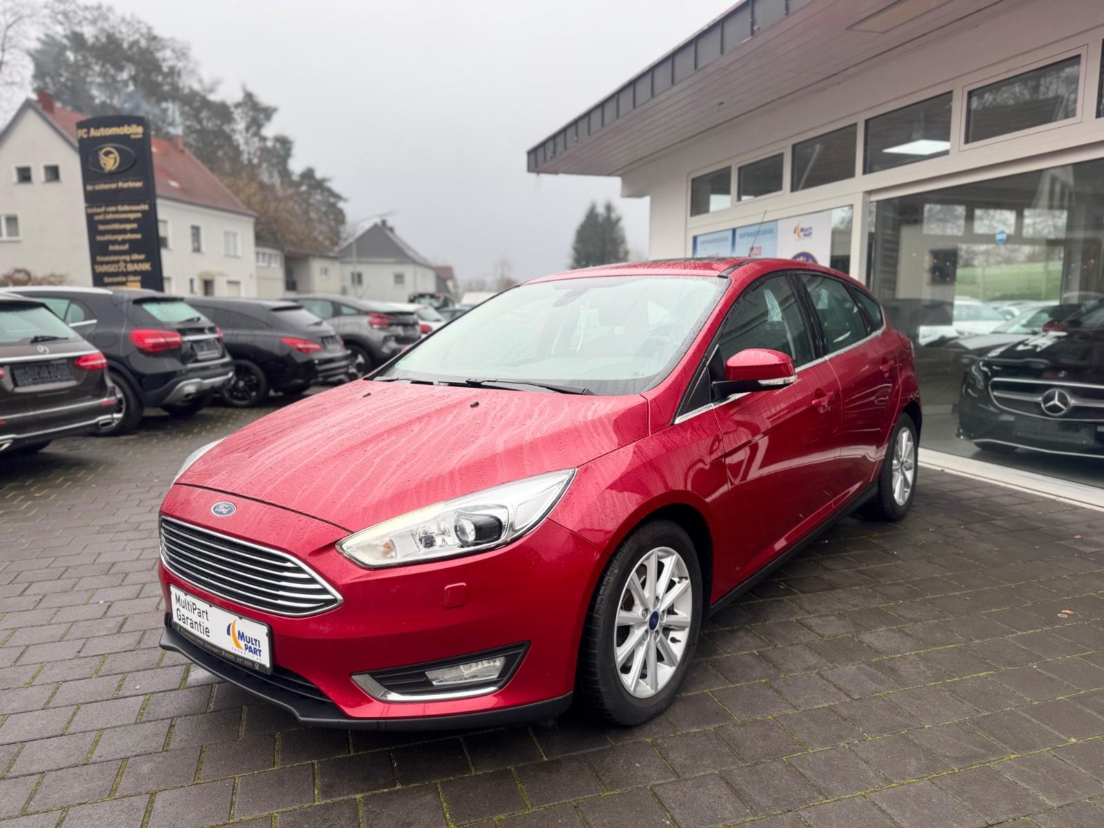 Ford Focus Lim.Titanium*Kamera*NAVI*LEDER*SCHIEBEDACH