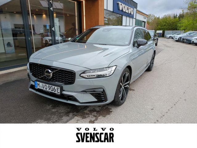 Volvo V90 T6 AWD Recharge Plus Dark Plug-In Hybrid Tai