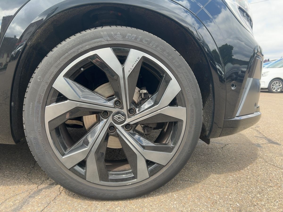 Fahrzeugabbildung Renault Austral Techno Esprit Alpine Mild Hybrid 160 Aut - mit KI generiert/bearbeitet