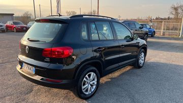 Volkswagen Tiguan - 6