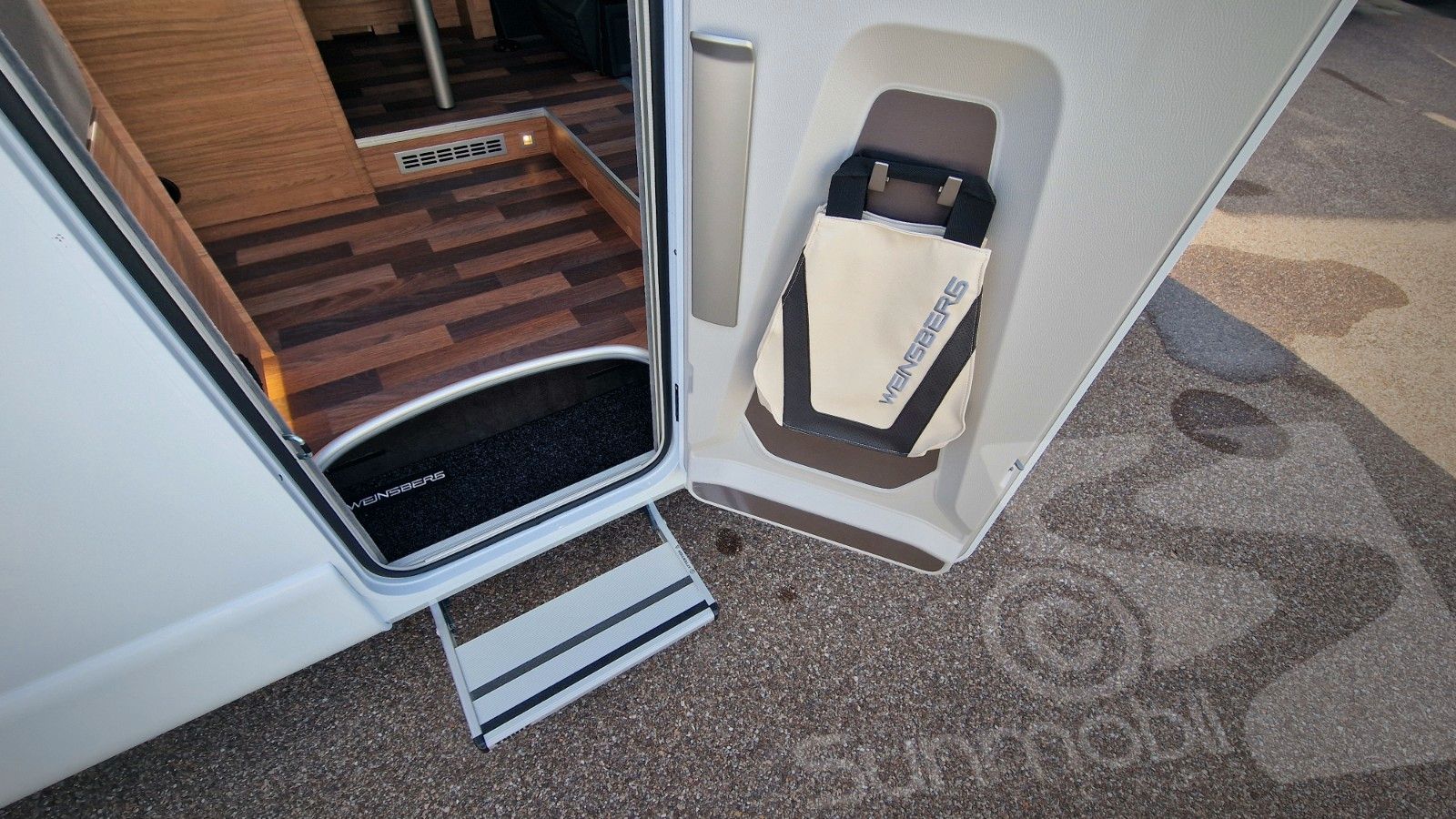 Fahrzeugabbildung Weinsberg CaraCompact 600 MEG Edition Pepper ´25 Automatik