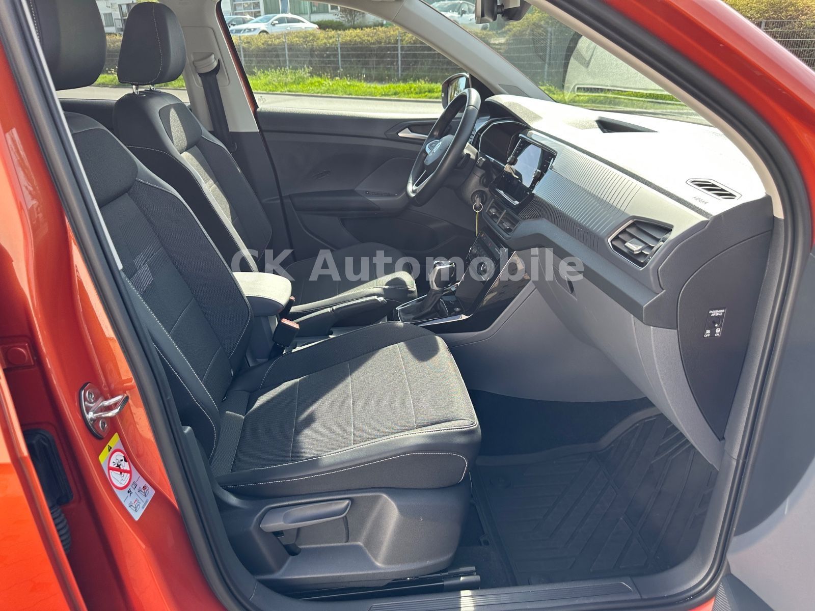Fahrzeugabbildung Volkswagen T-Cross Style 1.0 TSi DSG/Navi/LED/ACC/Kamera