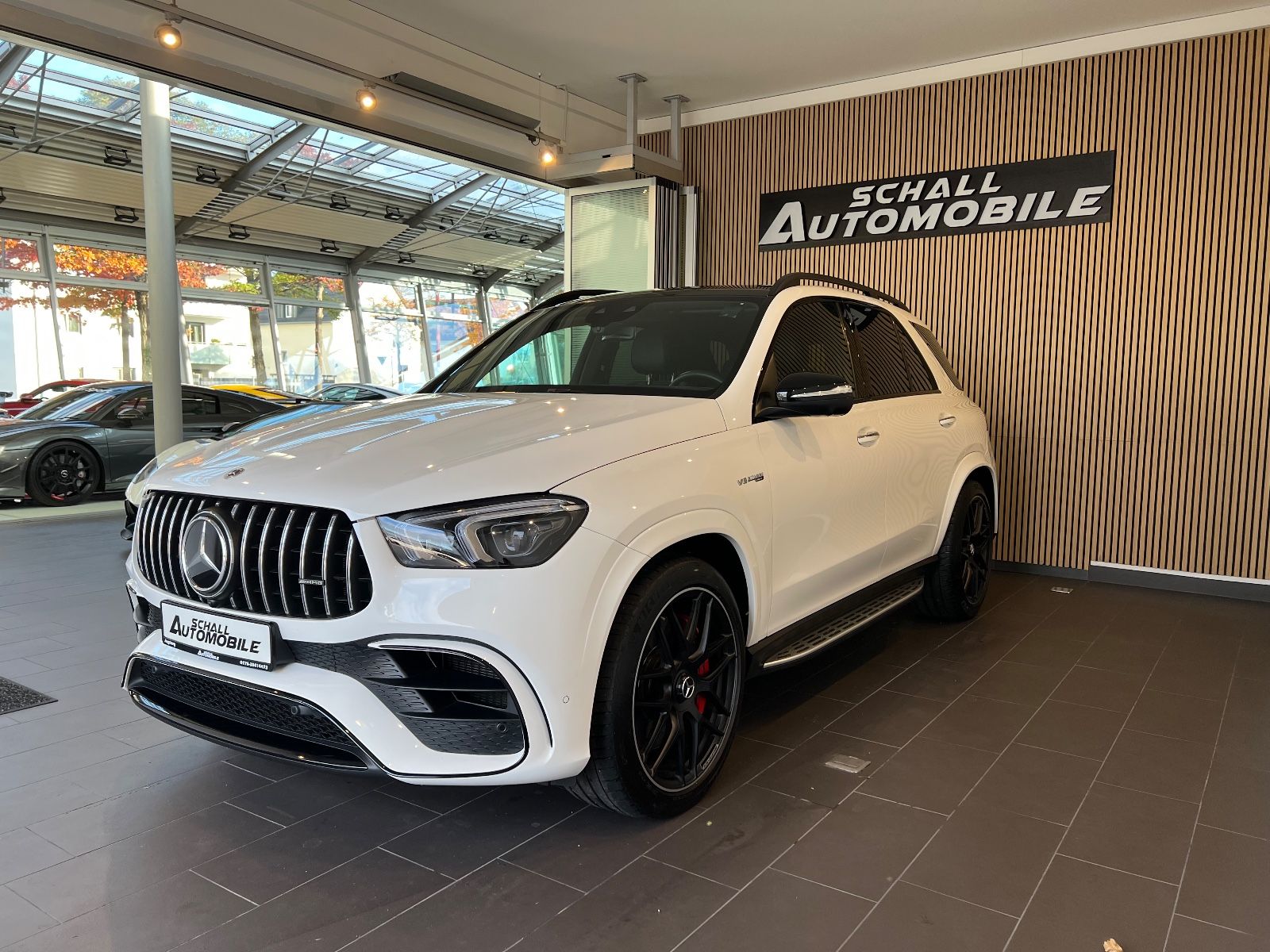 MERCEDES-BENZ GLE 63s AMG *PANO/MASSAGE/AHK/HUD/NIGHT/FULL/VAT