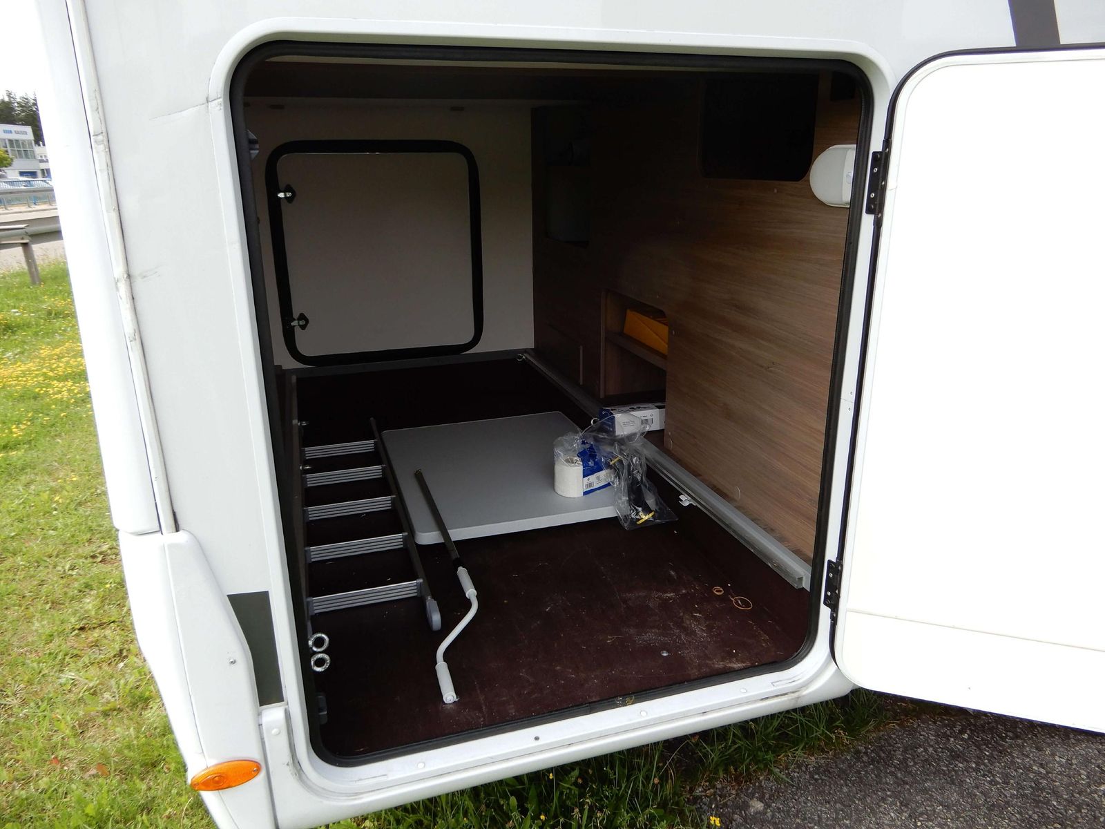 Fahrzeugabbildung Carado CAPRON T338+