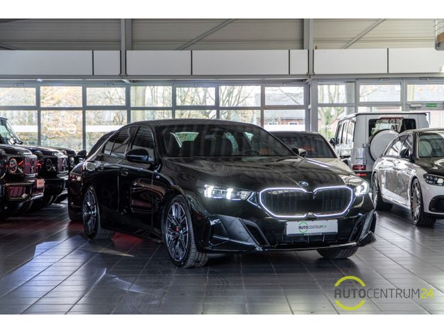 BMW 520 d M Sport Pano AHK Memo HUD B&W 360