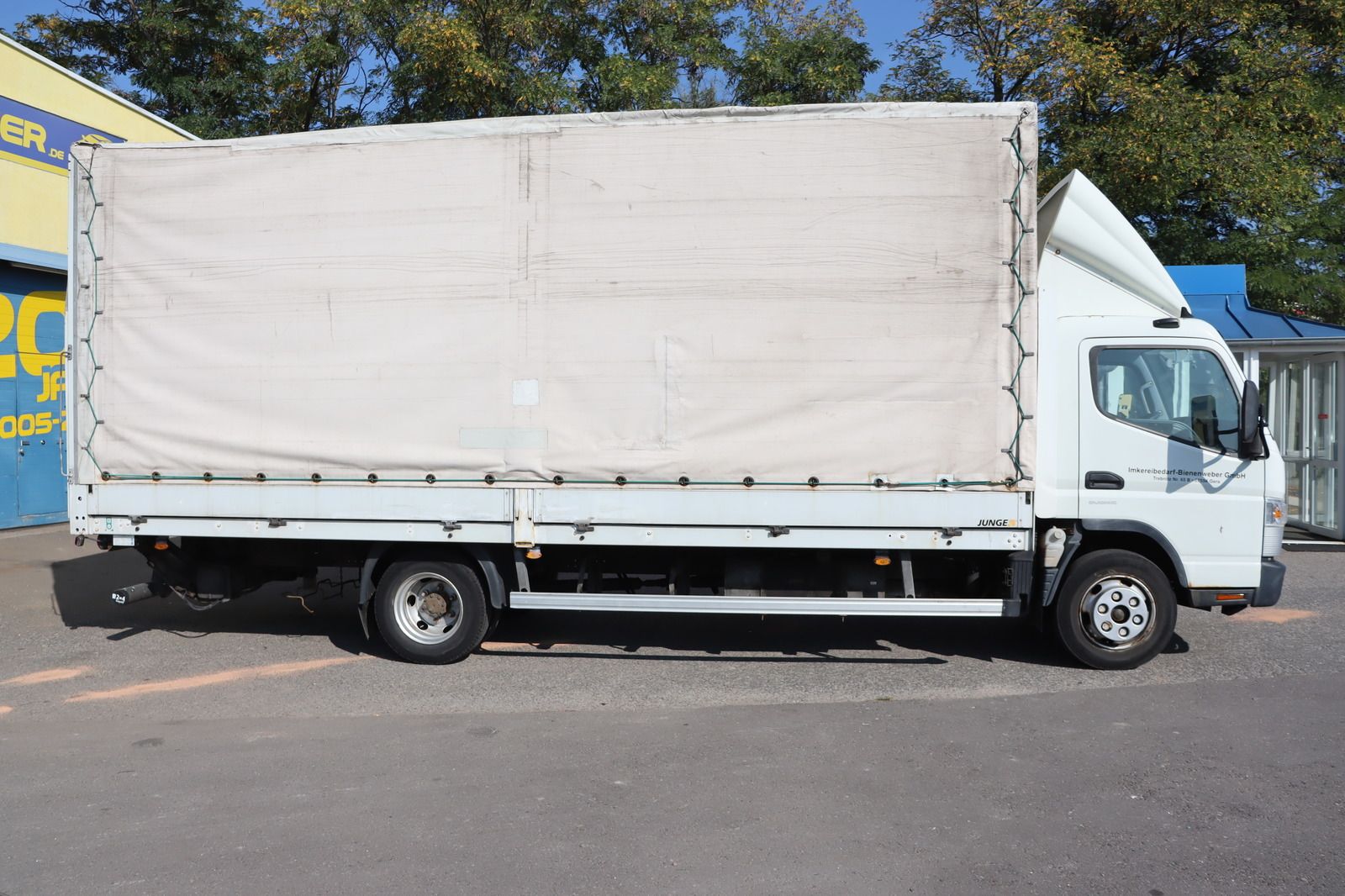Fahrzeugabbildung Mitsubishi Fuso Canter Duohic 7L15 Plane Ladebordwand