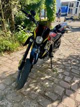 Aprilia SX 125 Gebraucht, Scheckheftgepflegt - APRILIA SX